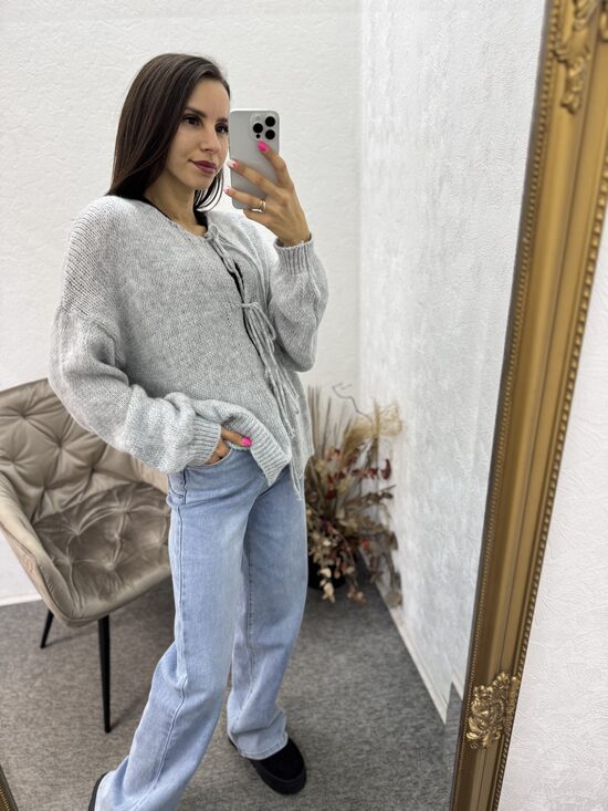 Jaciņa ar sasienamu aizdari.