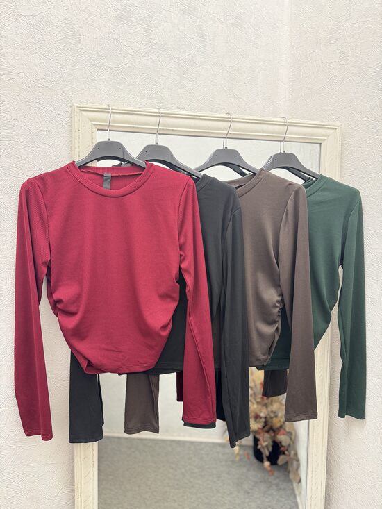 Topins ar savilkumu sānā.