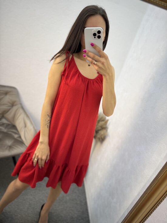 Kleita ar regulējamam lencēm.